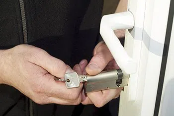 Royal Locksmith Store St Petersburg, FL 727-264-5345 - locks-repair