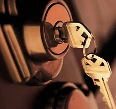 Royal Locksmith Store St Petersburg, FL 727-264-5345 Royal Locksmith Store St Petersburg, FL 727-264-5345 - residential-locksmith-shop